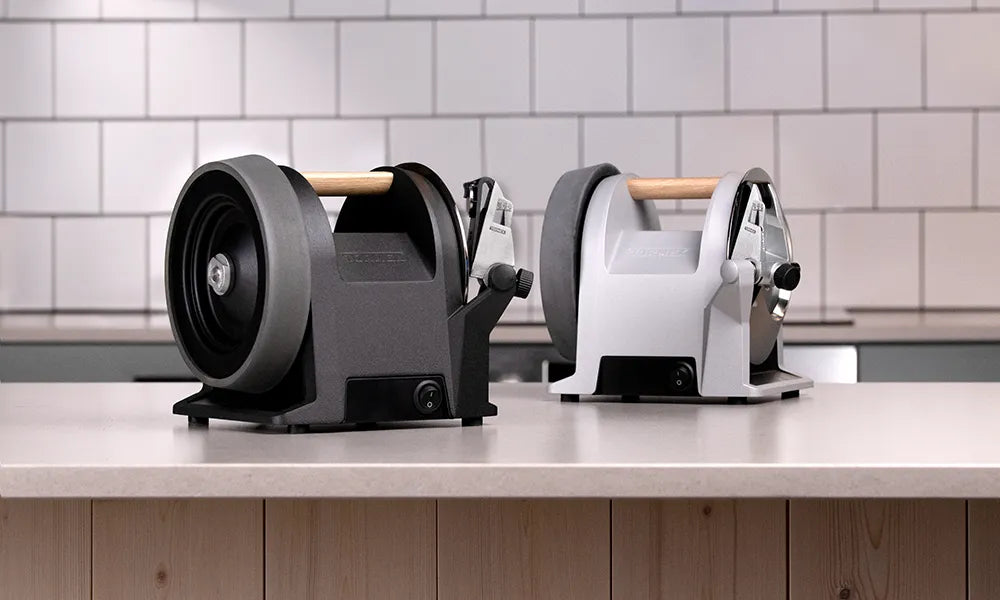 Discover the Tormek T-1 in the New Color Carbon Black