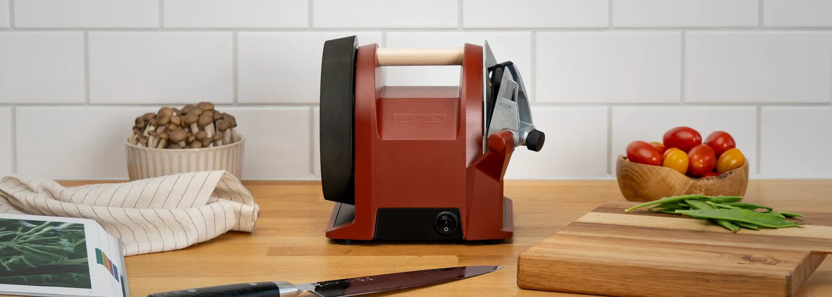 NEW COLOR - Tormek T-1 in Swedish Red